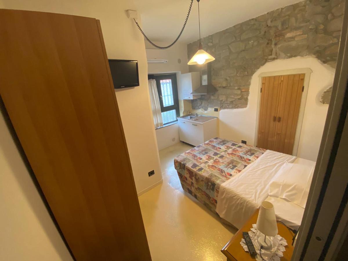 Macloud pub B&B Sarnico Exterior foto