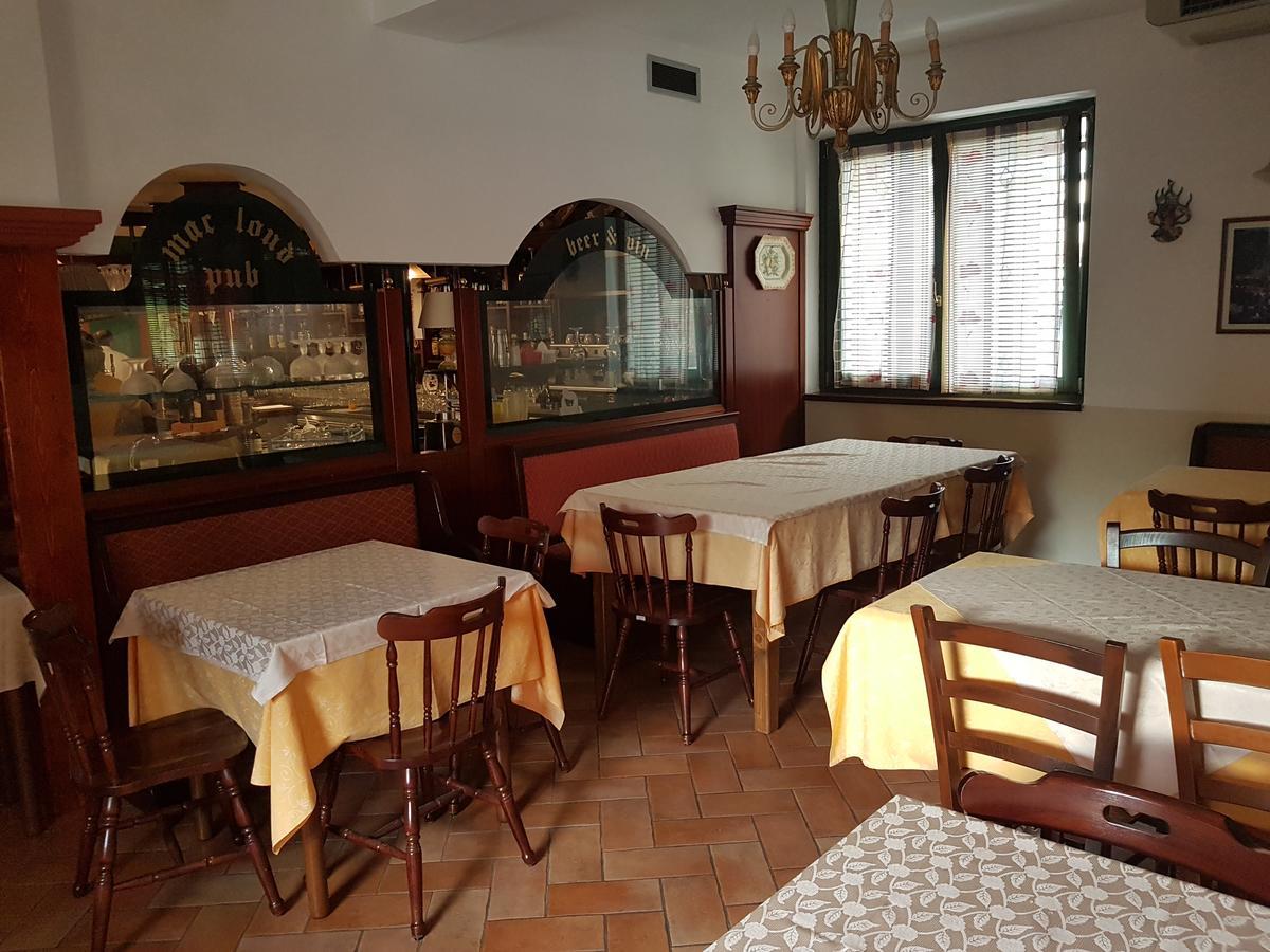 Macloud pub B&B Sarnico Exterior foto